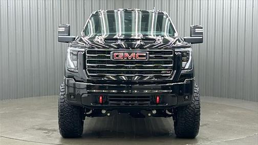 2025 GMC Sierra 2500 AT4