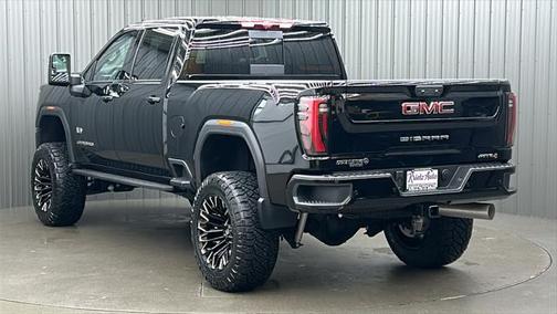 2025 GMC Sierra 2500 AT4