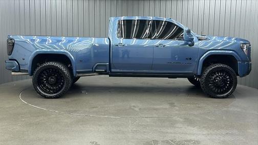 2025 GMC Sierra 3500 Denali