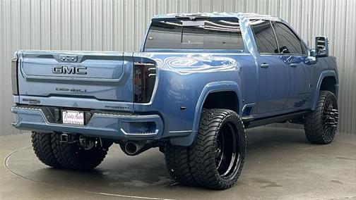 2025 GMC Sierra 3500 Denali