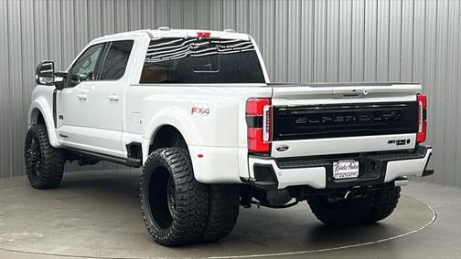 2025 Ford F-450 Platinum