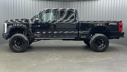 2025 Ford F-250 Platinum