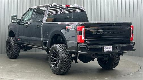 2025 Ford F-250 Platinum