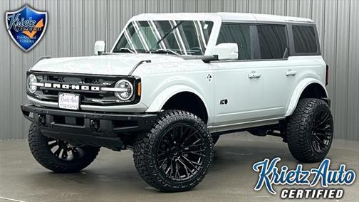 2024 Ford Bronco Outer Banks