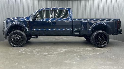 2024 Ford F-450 Platinum