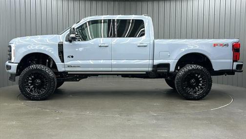2025 Ford F-250 Platinum