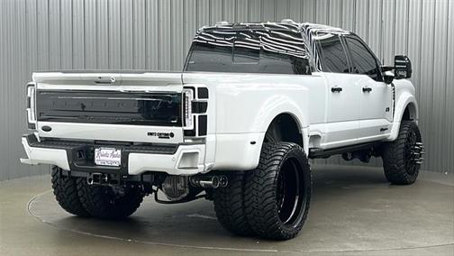 2025 Ford F-450 Platinum
