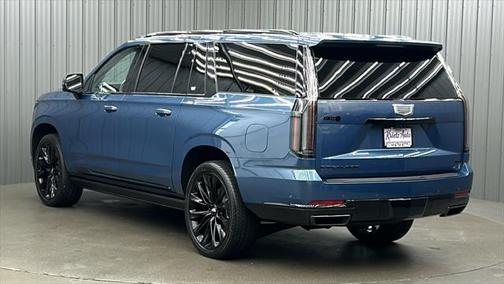 2025 Cadillac Escalade ESV Sport Platinum