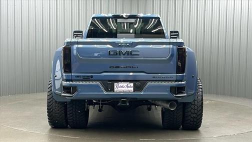 2025 GMC Sierra 3500 Denali