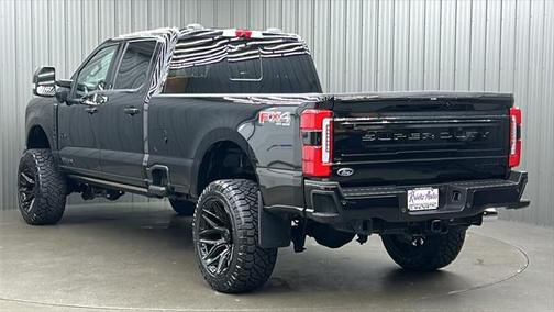 2025 Ford F-250 Platinum