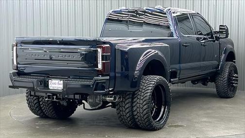 2025 Ford F-450 Platinum