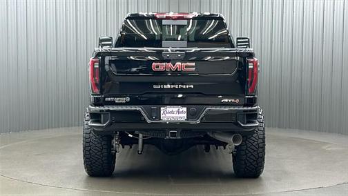 2025 GMC Sierra 2500 AT4