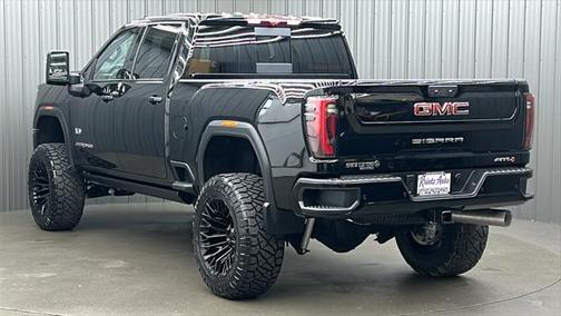 2025 GMC Sierra 2500 AT4