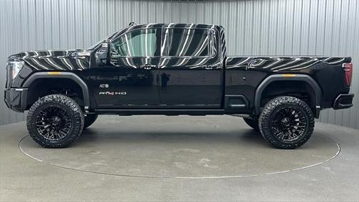 2025 GMC Sierra 2500 AT4