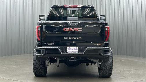 2025 GMC Sierra 2500 AT4