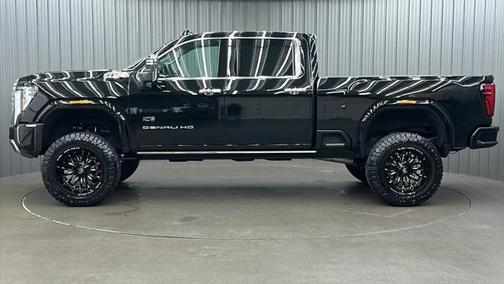 2024 GMC Sierra 2500 Denali