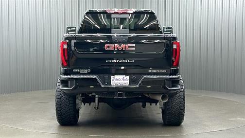 2024 GMC Sierra 2500 Denali