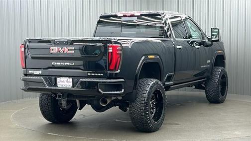 2024 GMC Sierra 2500 Denali