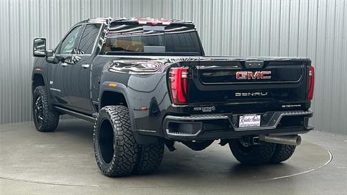 2025 GMC Sierra 3500 Denali