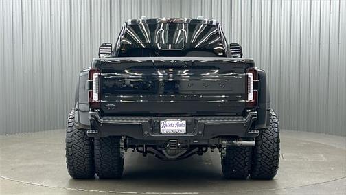 2024 Ford F-450 Platinum