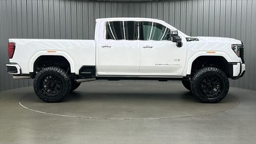 2025 GMC Sierra 3500 Denali