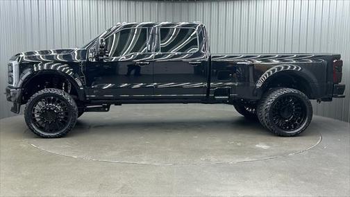 2024 Ford F-450 Platinum