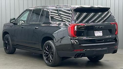 2025 GMC Yukon XL 4WD AT4