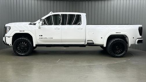 2025 GMC Sierra 3500 Denali