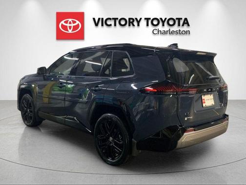 Cloud 2026 Toyota RAV4 SE