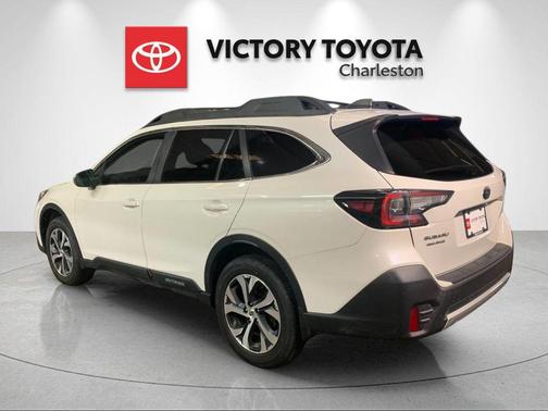Crystal White Pearl 2020 Subaru Outback Limited