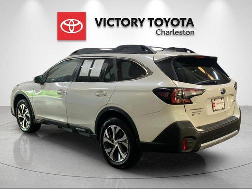 Crystal White Pearl 2020 Subaru Outback Limited