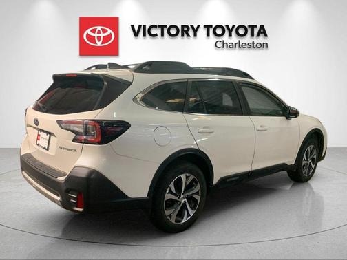 Crystal White Pearl 2020 Subaru Outback Limited