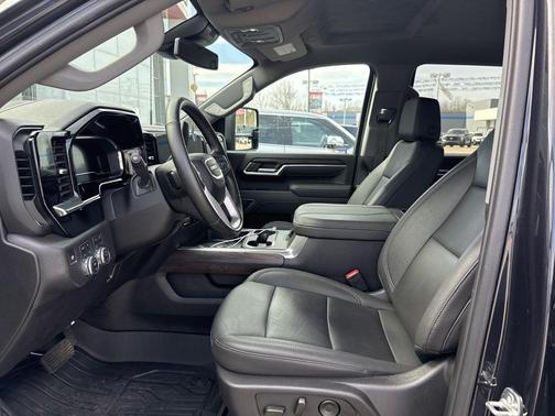 2025 GMC Sierra 2500 SLT