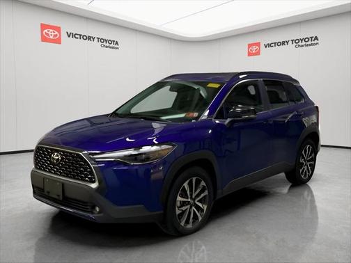 2025 Toyota Corolla Cross XLE