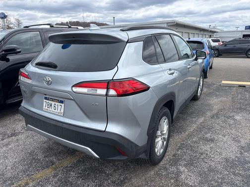 2023 Toyota Corolla Cross LE