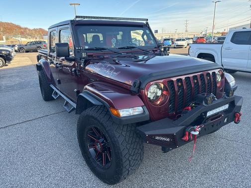 2022 Jeep Gladiator Sport S