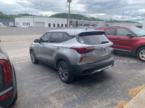 2023 Kia Seltos LX
