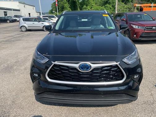 2023 Toyota Highlander Hybrid XLE