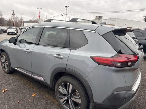 2021 Nissan Rogue SL