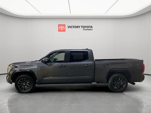 2025 Toyota Tundra Hybrid Platinum