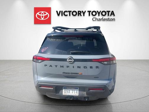 Solid Gray/Super Black 2024 Nissan Pathfinder Rock Creek 4WD