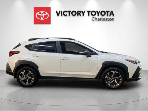 Crystal White Pearl 2024 Subaru Crosstrek Premium