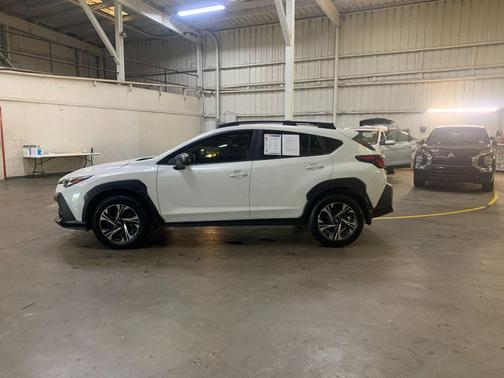 Crystal White Pearl 2024 Subaru Crosstrek Premium