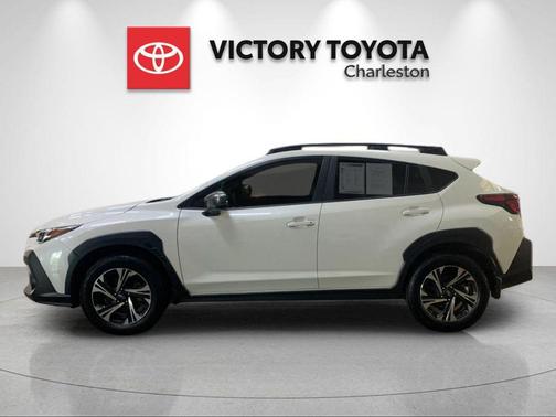 Crystal White Pearl 2024 Subaru Crosstrek Premium