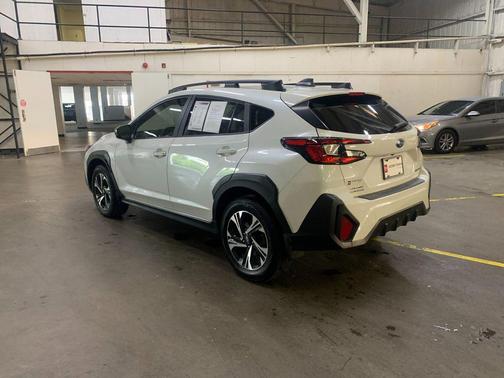 Crystal White Pearl 2024 Subaru Crosstrek Premium
