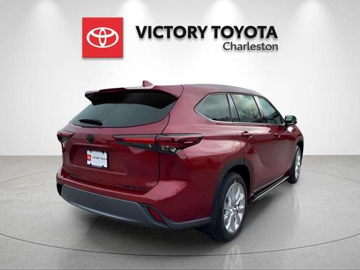 2026 Toyota Highlander Limited