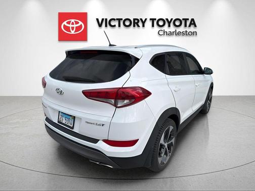 Dazzling White 2016 Hyundai TUCSON Sport