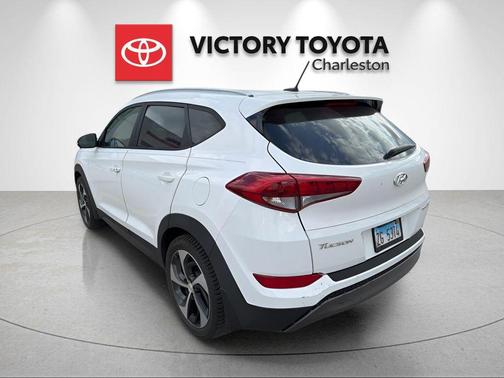 Dazzling White 2016 Hyundai TUCSON Sport