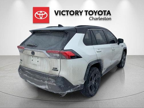 2021 Toyota RAV4 Hybrid SE