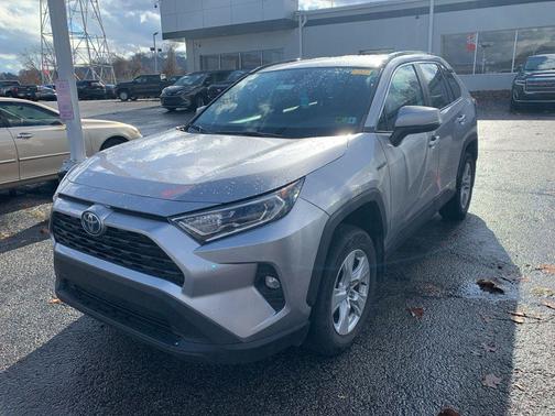 2021 Toyota RAV4 Hybrid XLE